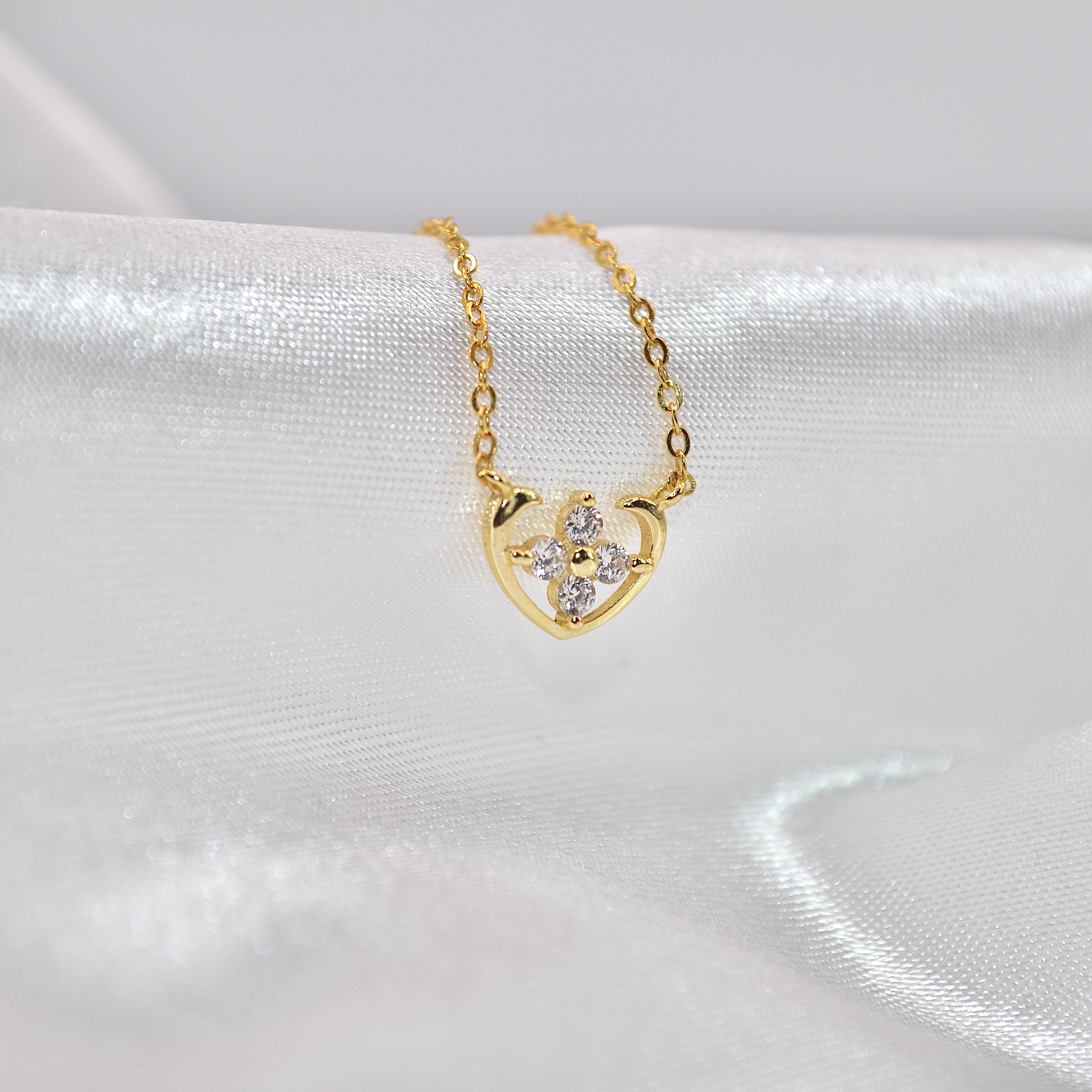 Collier l'intemporelle (Réf 143)