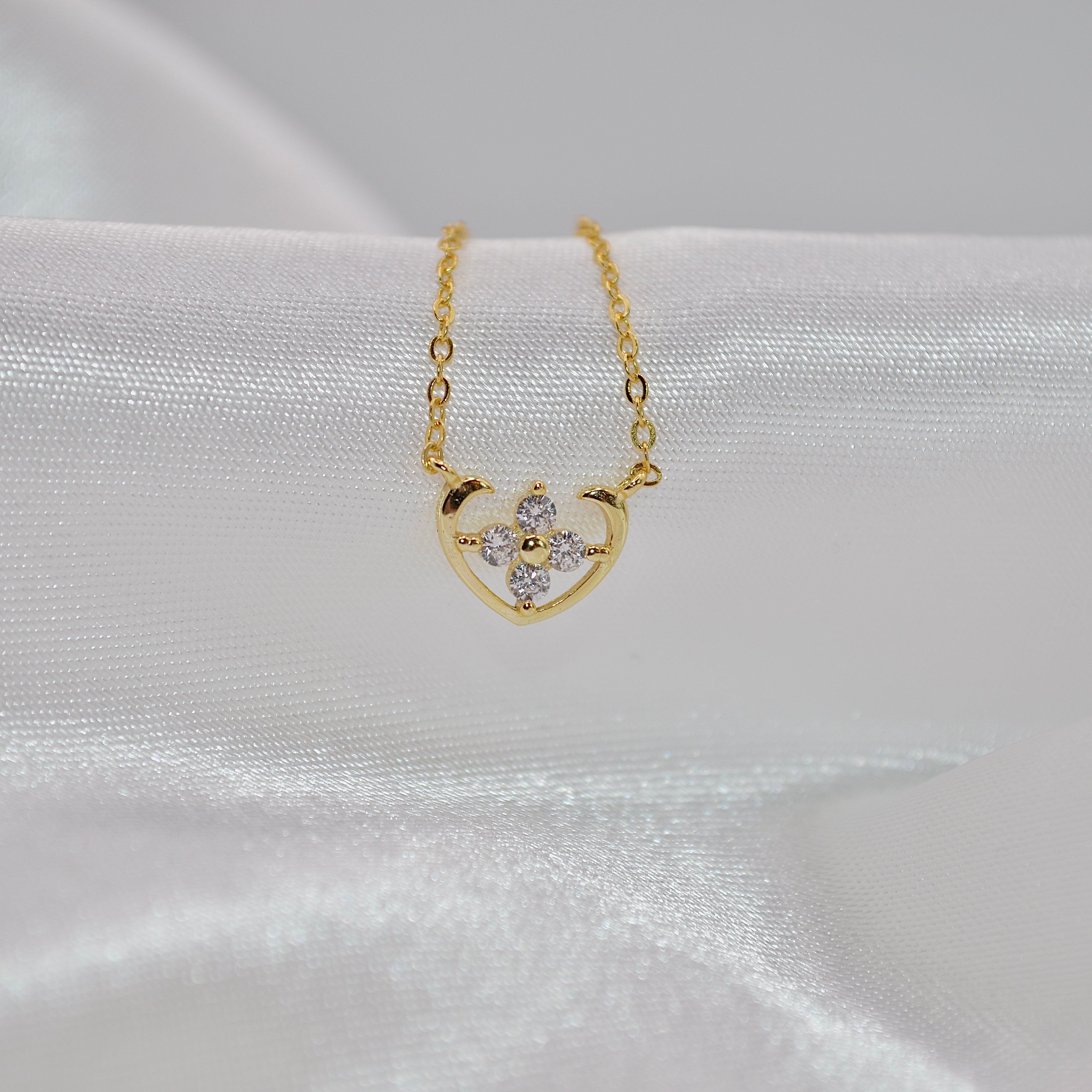 Collier l'intemporelle (Réf 143)